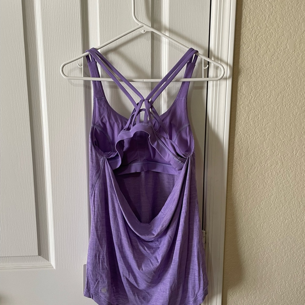 Lululemon tank with built in bra
